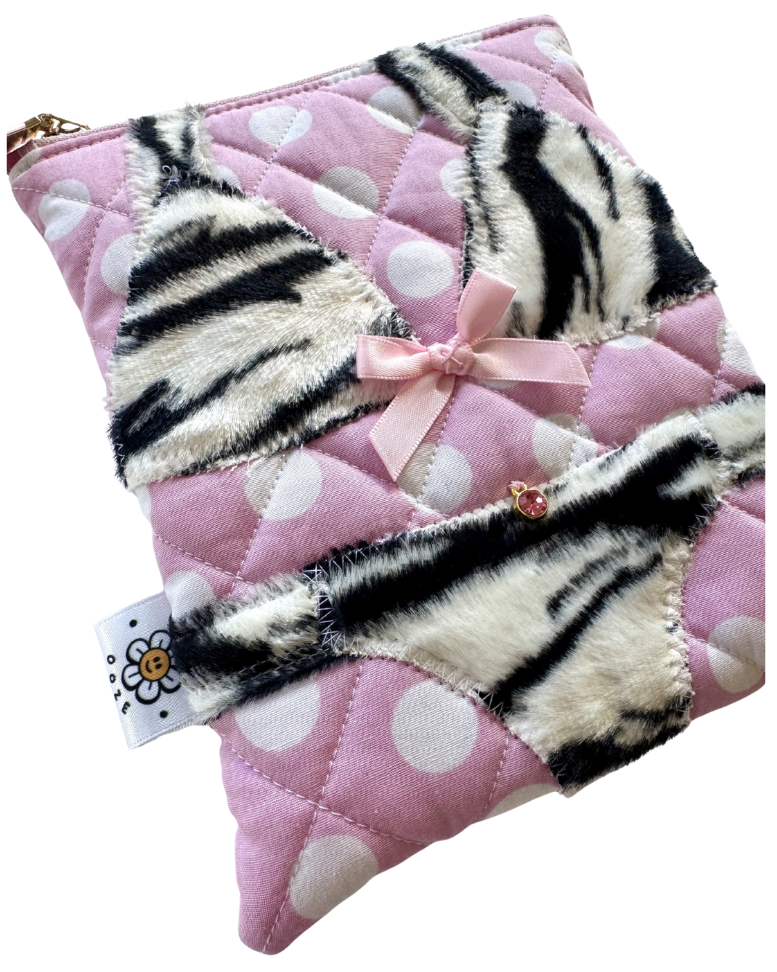 Book Baddies - One-of-a-Kind Quilted Kindle Case