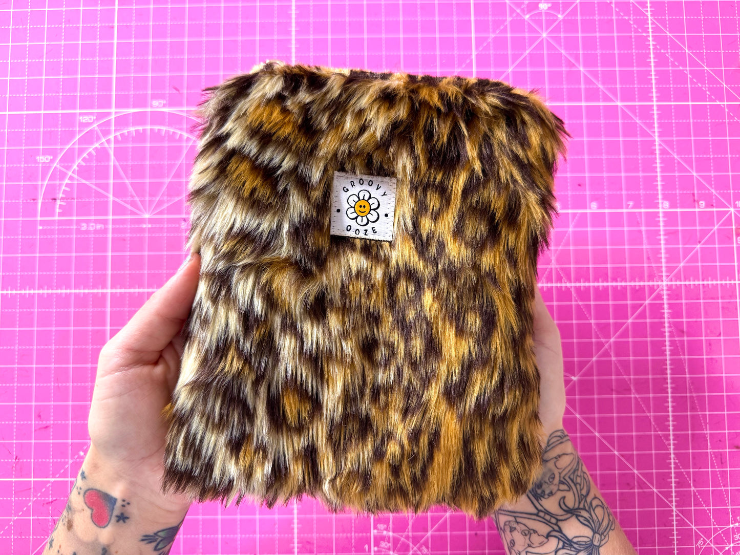 Zipper Pouch PDF Sewing Pattern - 4 Sizes Multiple Styles - For Kindles / E-Readers / iPads / Books